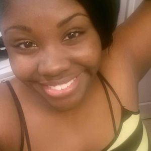 Meet your Posher, Shalyn